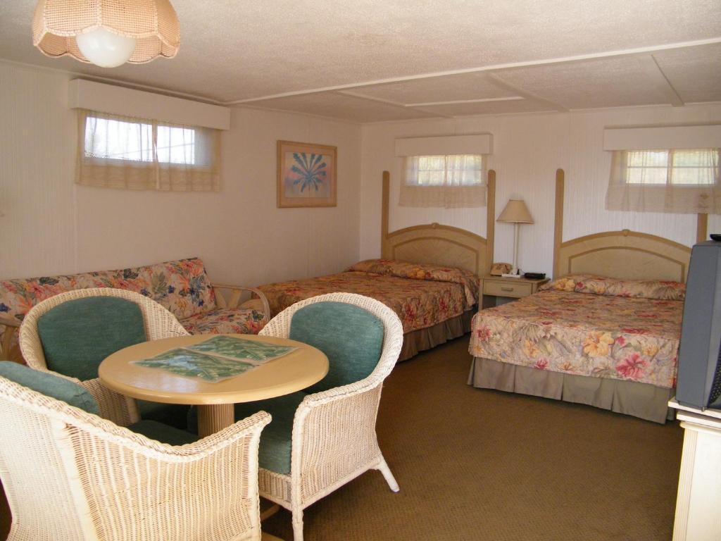 Sea Cove Motel פומפנו ביץ' חדר תמונה